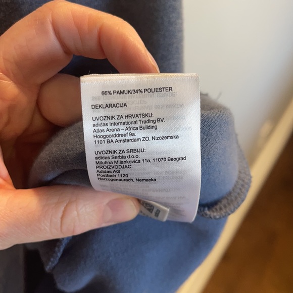 Adidas- half zip golf Sweatshirt - Picture 5 of 5